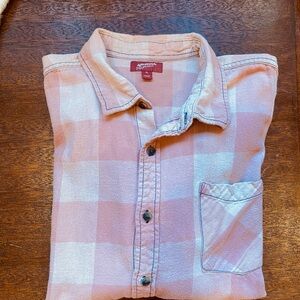 American Eagle Outfitters Women’s Light Pink Checkered Flannel Shirt